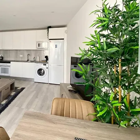 Casa De Los Suenos - 2 Bedroom Modern In Puerto Del Carmen アパート